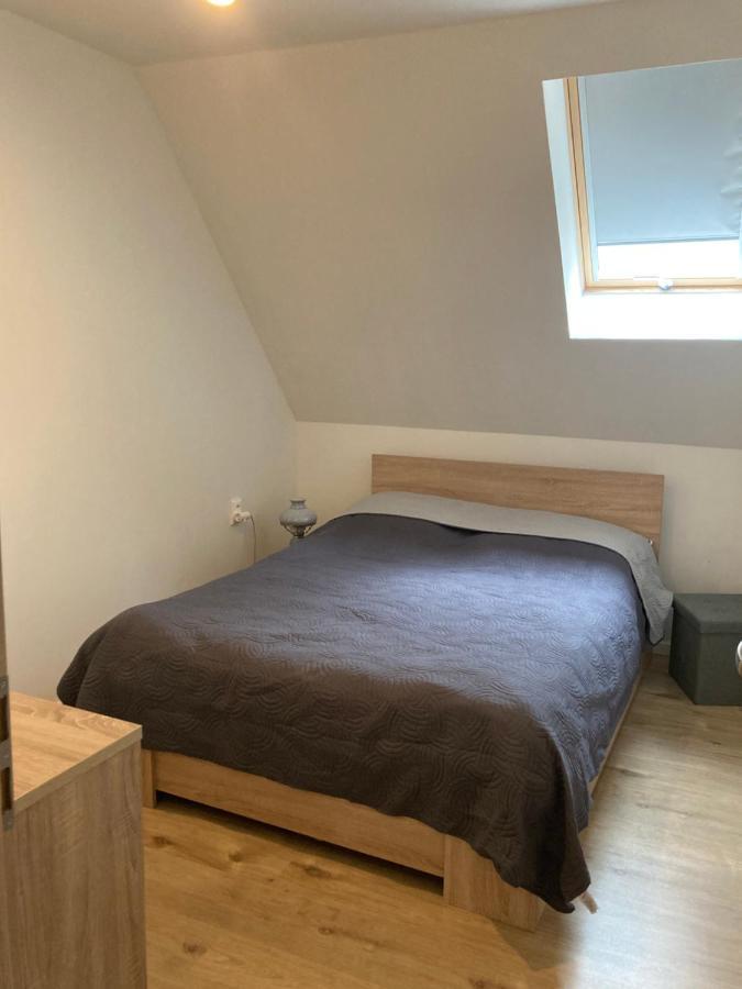 Apartman Pod Starym Zamkom บันสกา ชีอาว์นีซา ภายนอก รูปภาพ